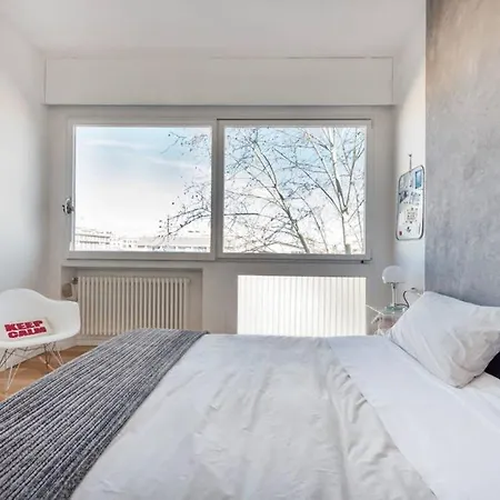 Extra-bright Designer Flat In The City Centre * Rome