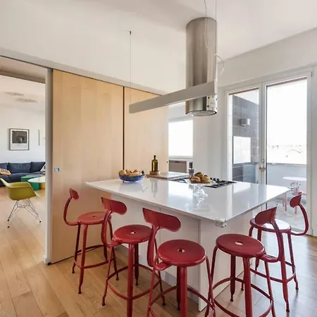 Extra-bright Designer Flat In The City Centre Rome
